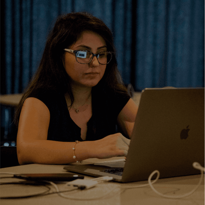 Zainab Maleki On her laptop
